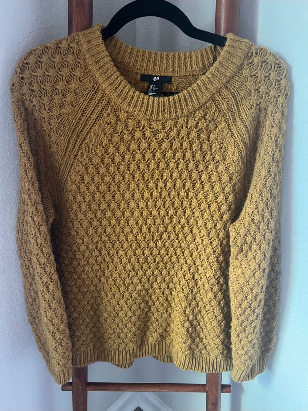 H&M Women's Mustard Textured Crewneck Sweater